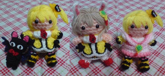 リリスとニャリンっぽいなにかを作ってみました。<br />
ニャリンはちゃんを背負えるようにしようと思っていたのですが、力尽きました。<br />
<br />
せっかくなので前に作ったアルテミスっぽいなにかと着せ替えもしてみたのですが、似合ってないですね（笑）